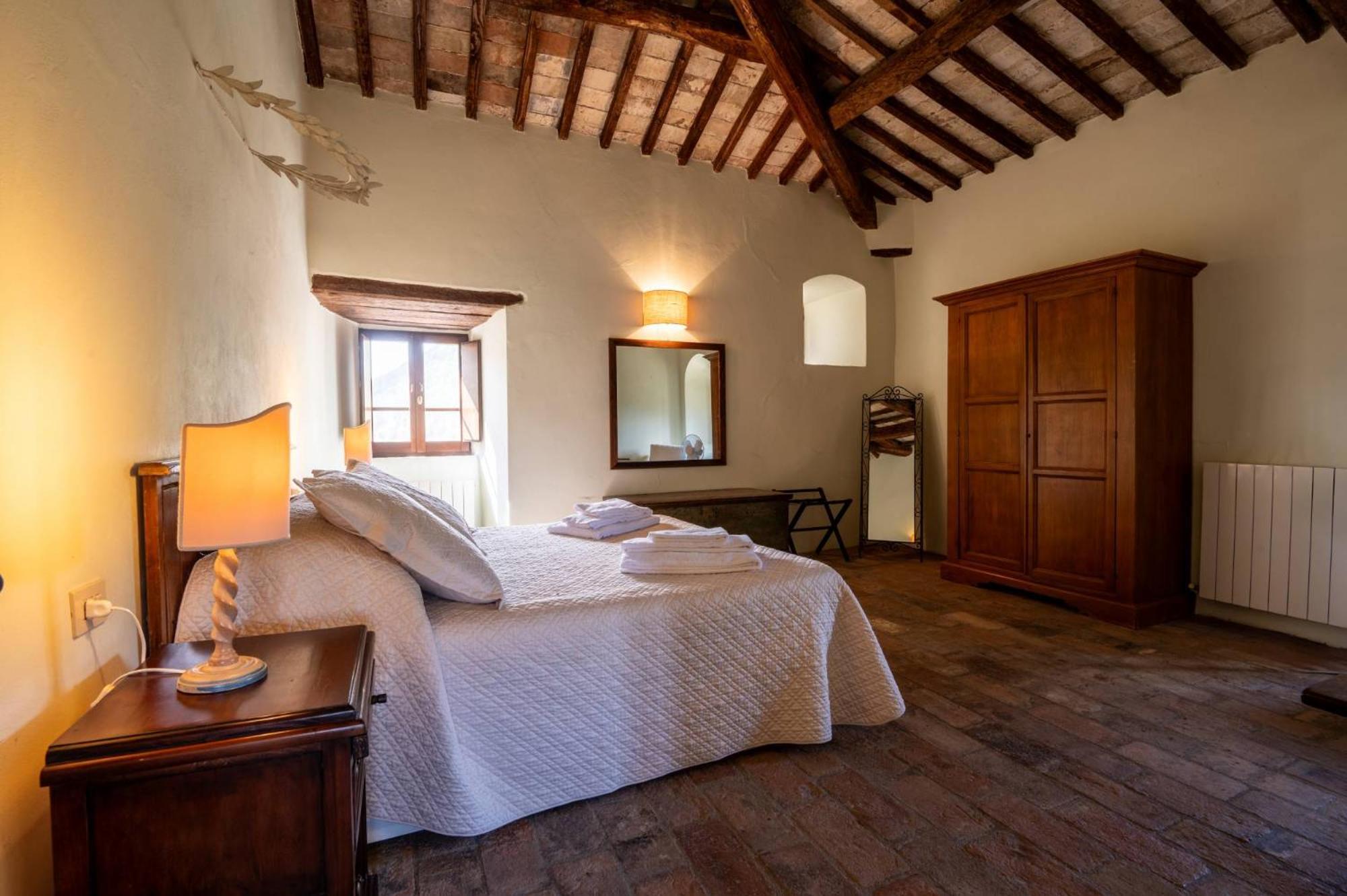 Bed and Breakfast Castello Valenzino Antognola Екстер'єр фото