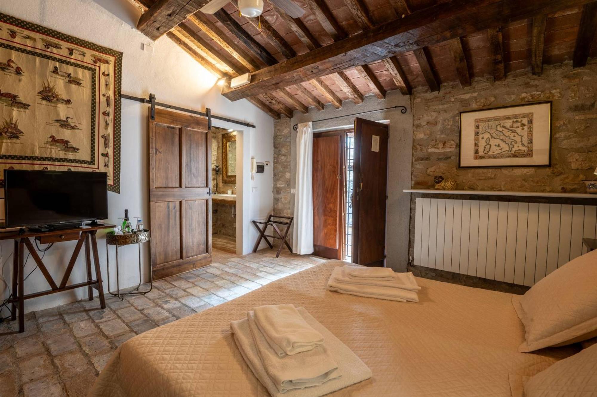 Bed and Breakfast Castello Valenzino Antognola Екстер'єр фото