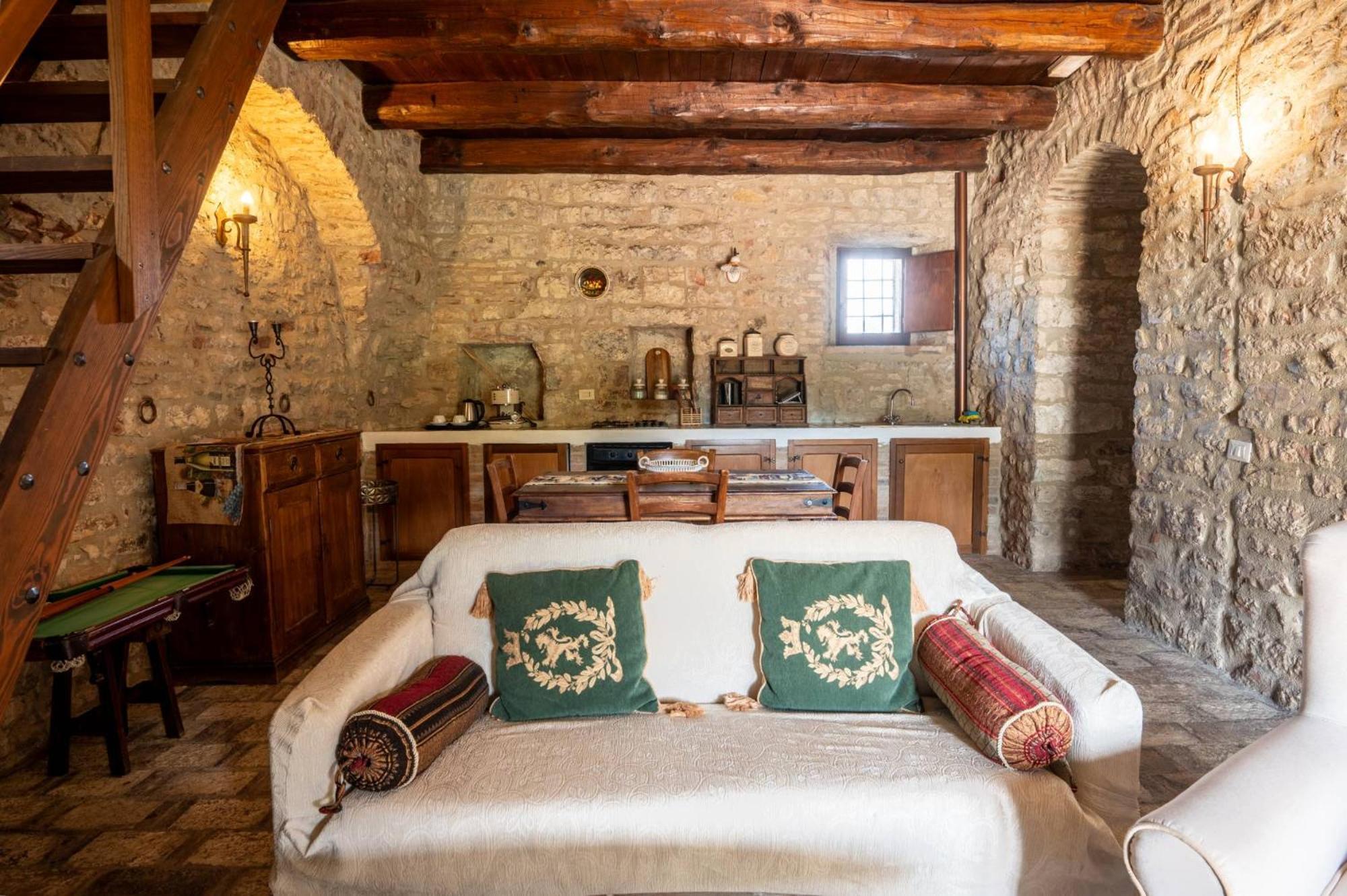 Bed and Breakfast Castello Valenzino Antognola Екстер'єр фото