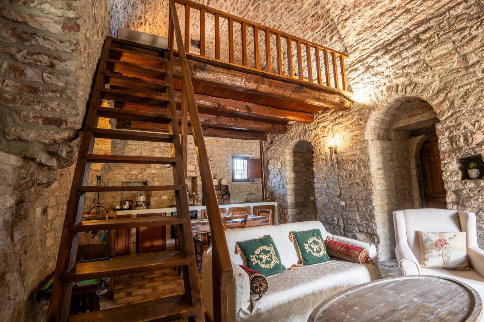 Bed and Breakfast Castello Valenzino Antognola Екстер'єр фото