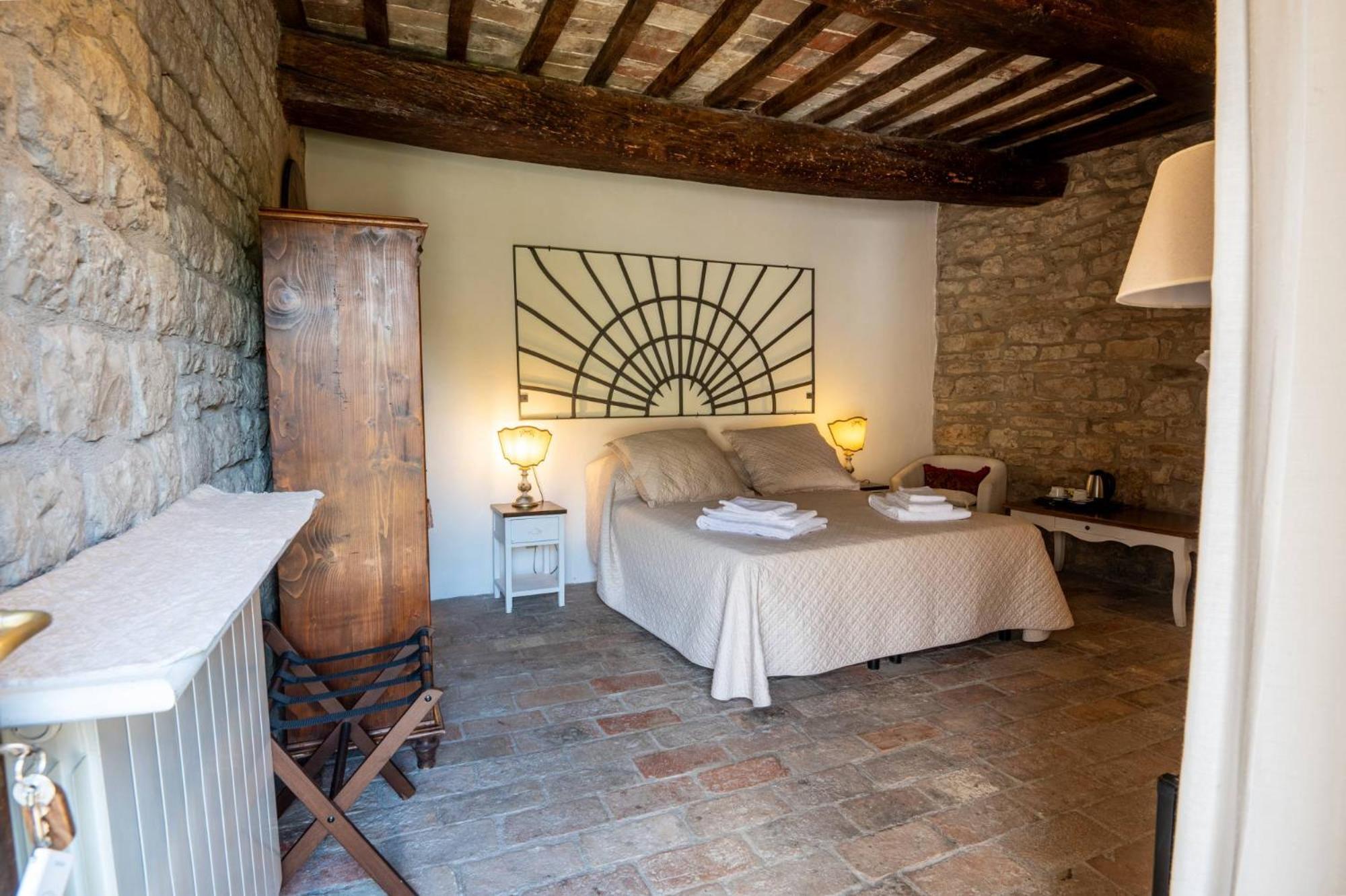 Bed and Breakfast Castello Valenzino Antognola Екстер'єр фото